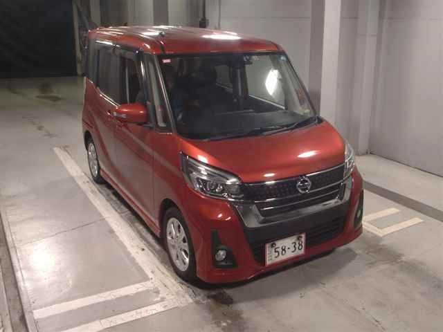 1094 Nissan Dayz roox B21A 2018 г. (JU Tokyo)